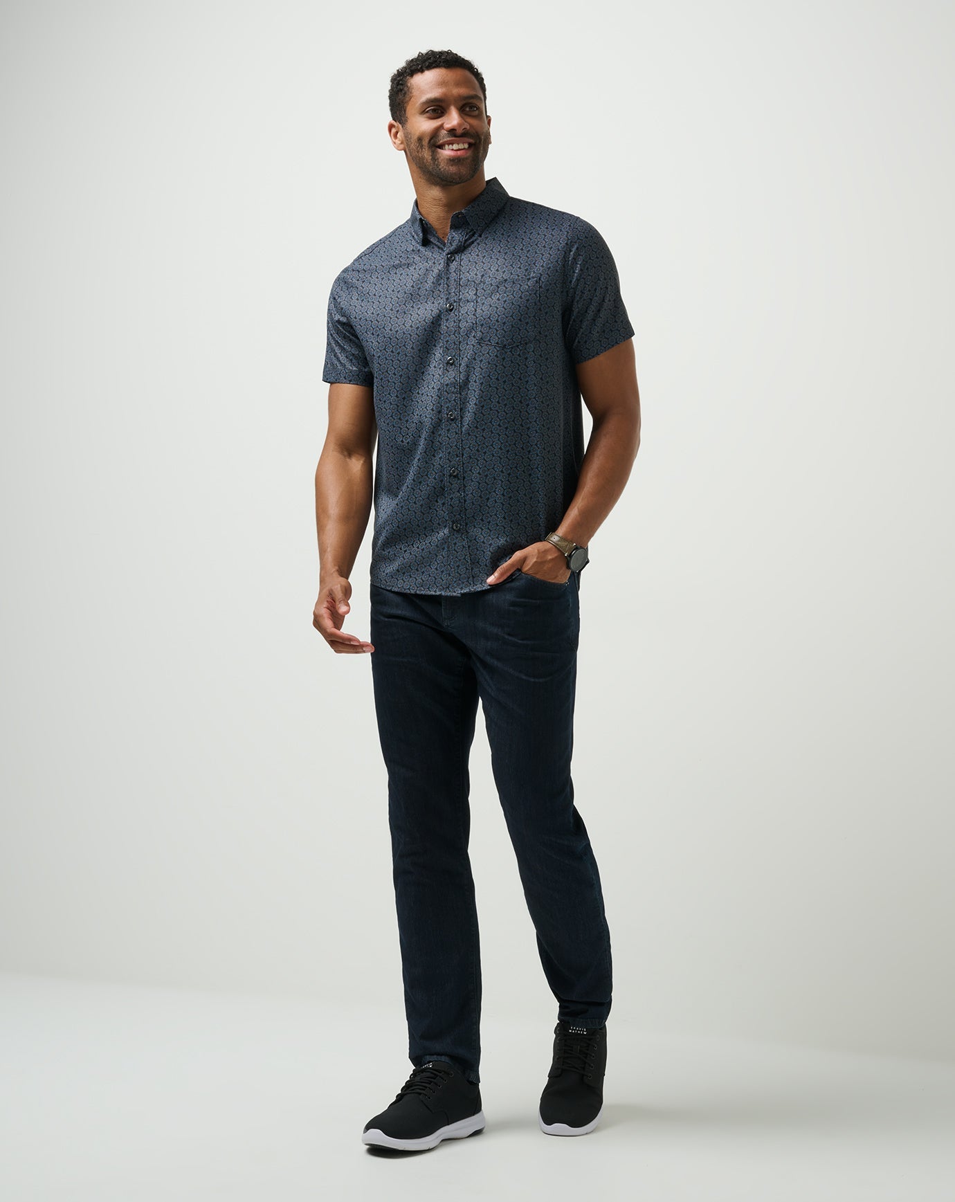 Men Techwoven Country Mile Button-Up