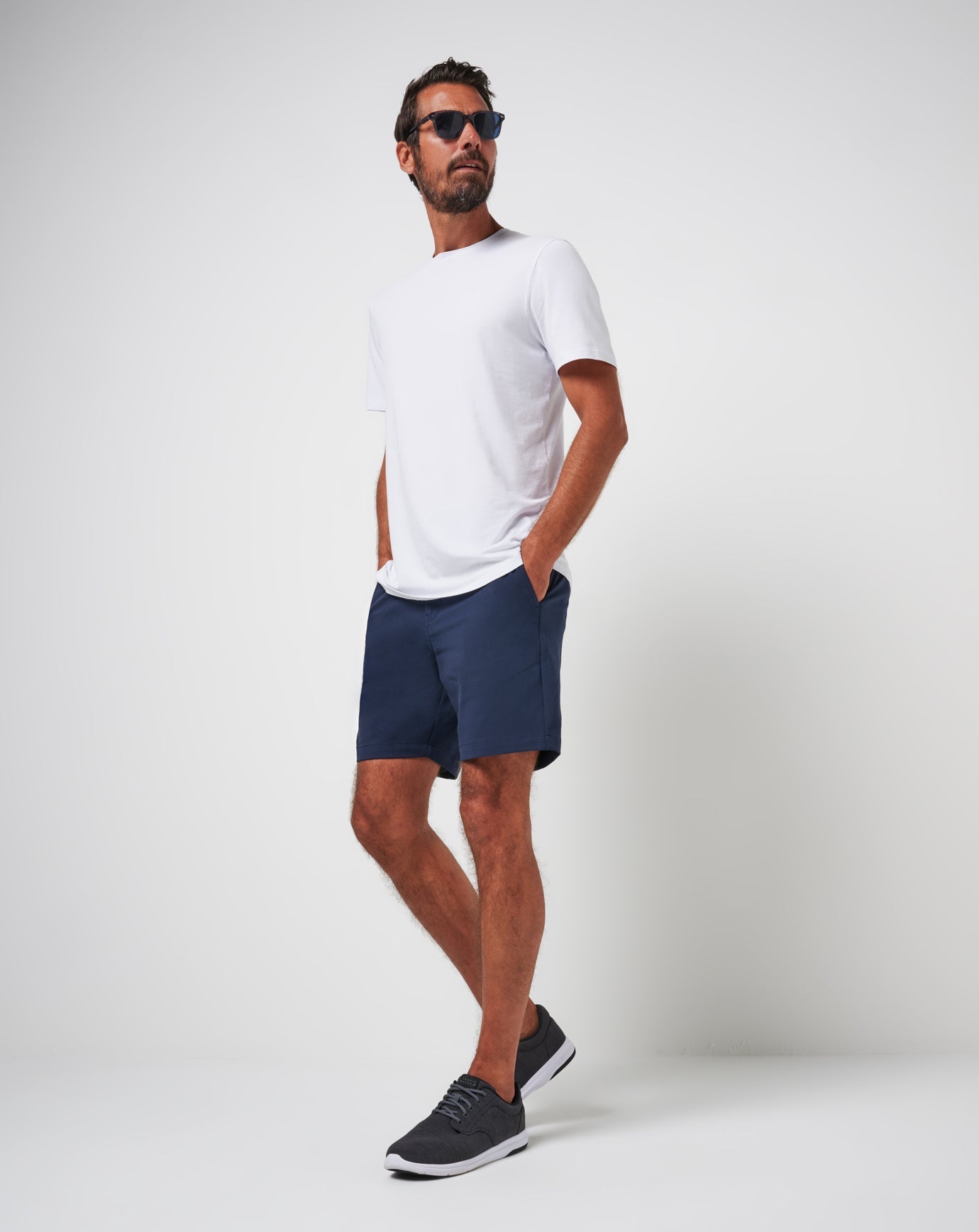 Men Stretchknit Short 8In