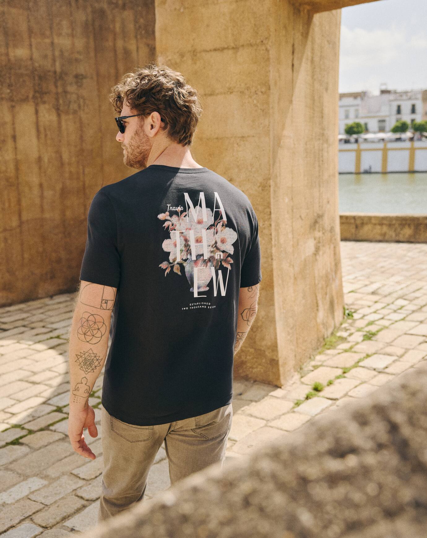 Men Art Scene Tee