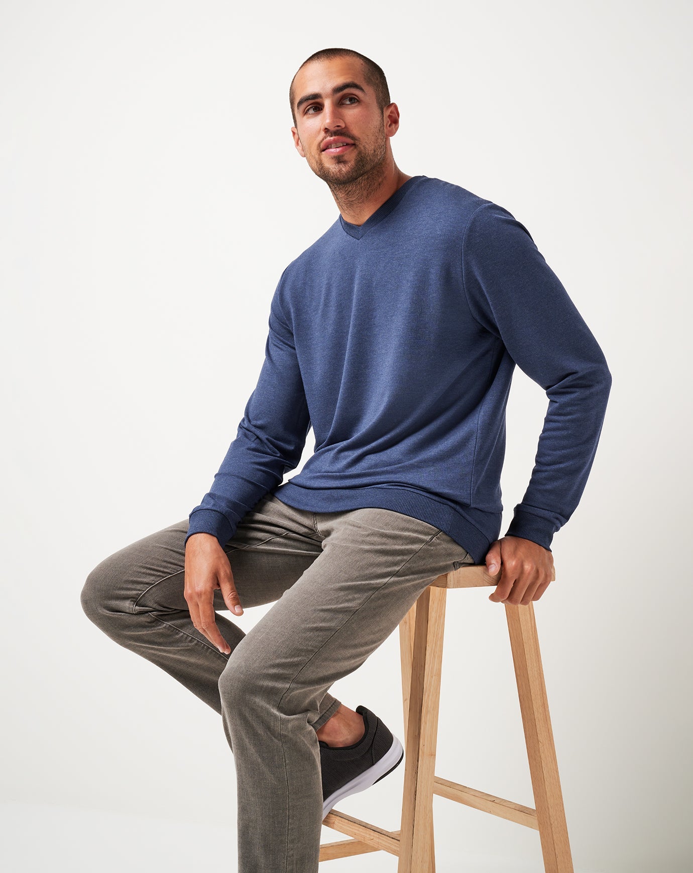 Men|Golf Amenities V-Neck Crew
