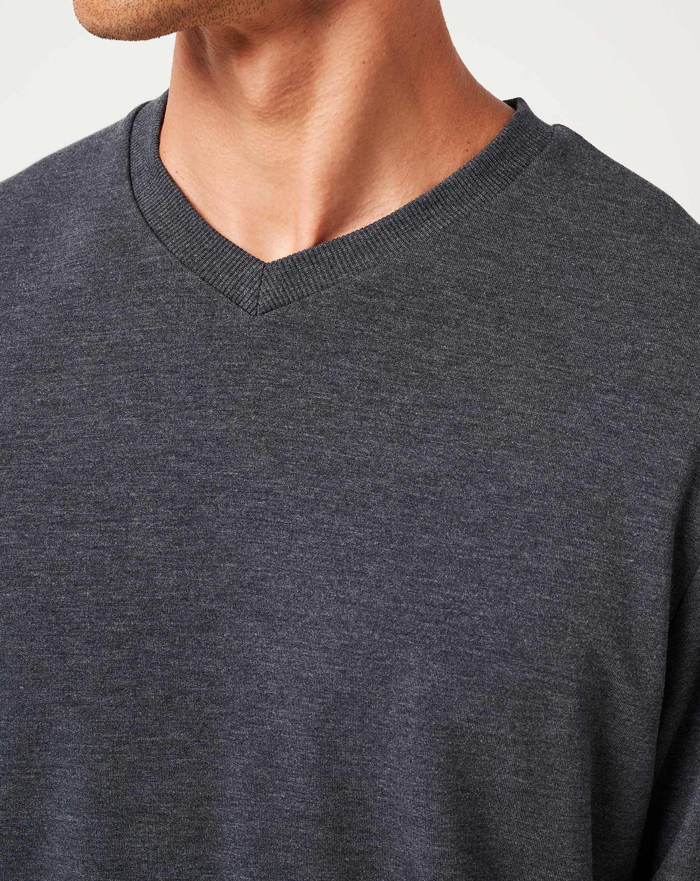 Men|Golf Amenities V-Neck Crew