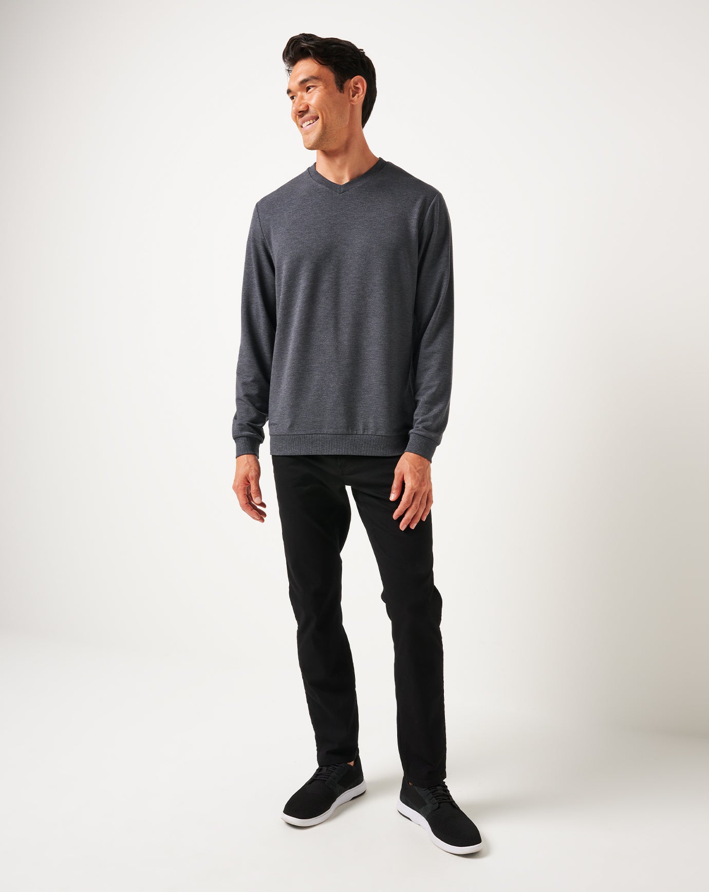 Men|Golf Amenities V-Neck Crew