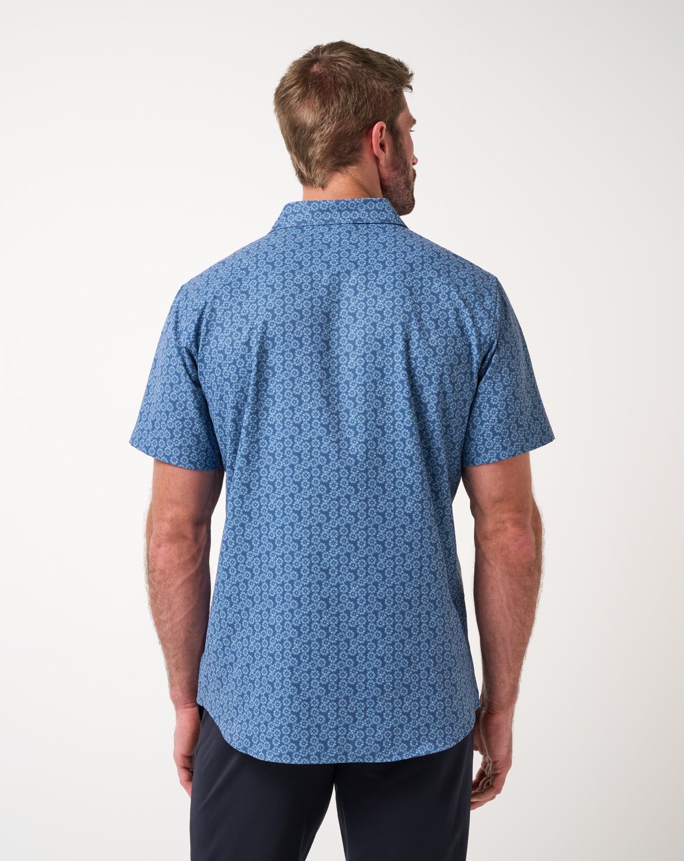 Men Techwoven Sunlight Button-Up