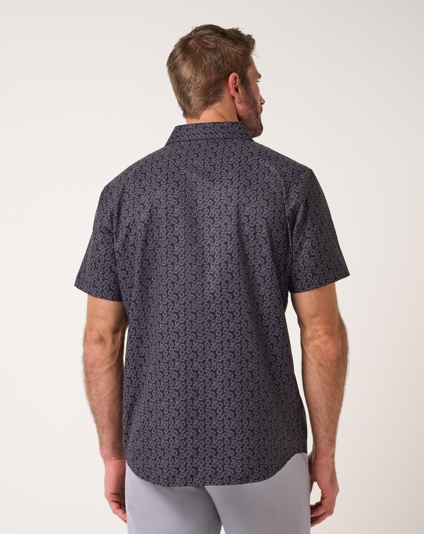 Men Techwoven Sunlight Button-Up