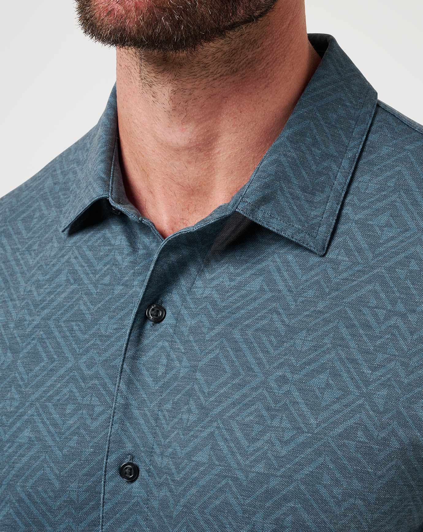 Men Knit Featherweight Night Button-Up