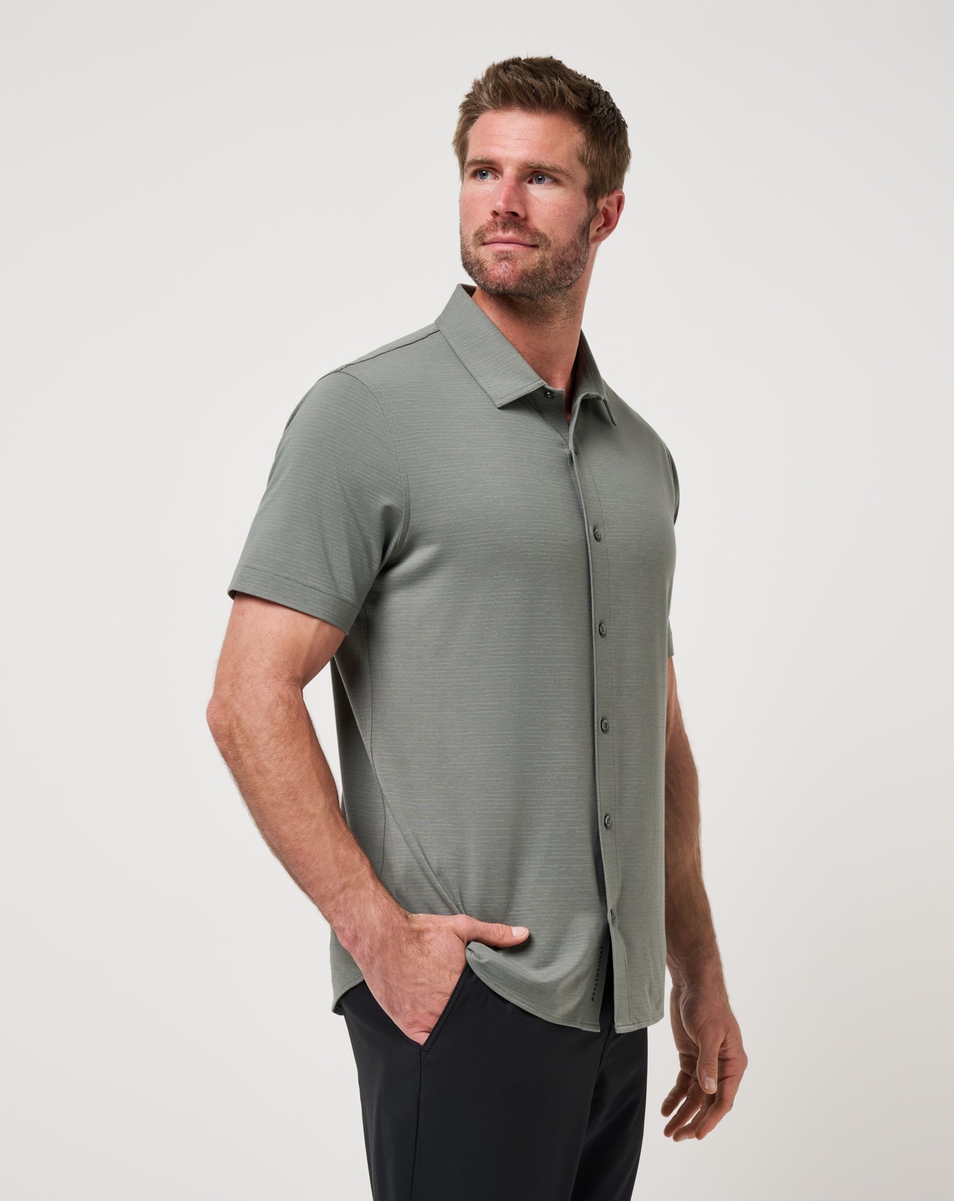 Men The Heater Button-Up
