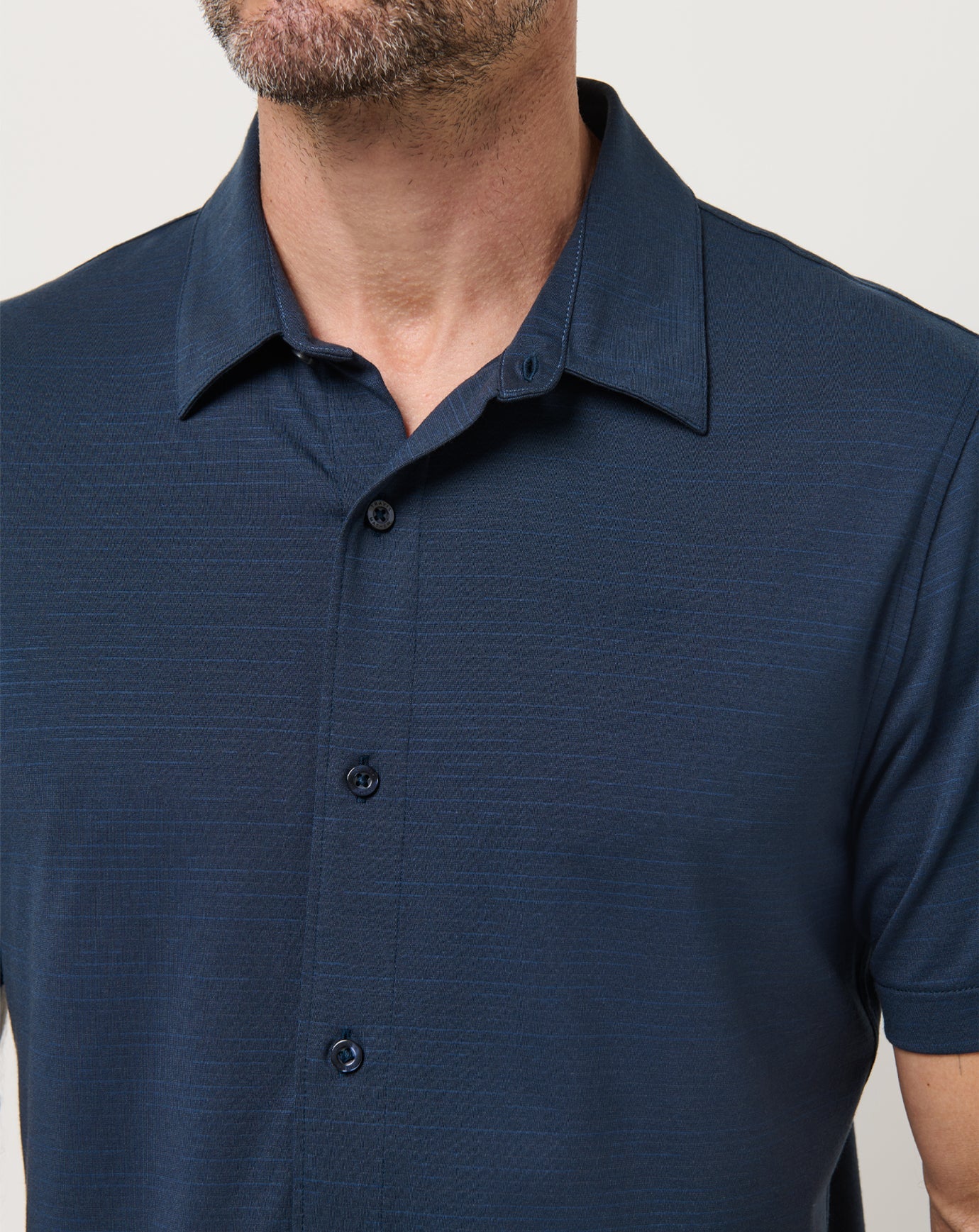 Men The Heater Button-Up