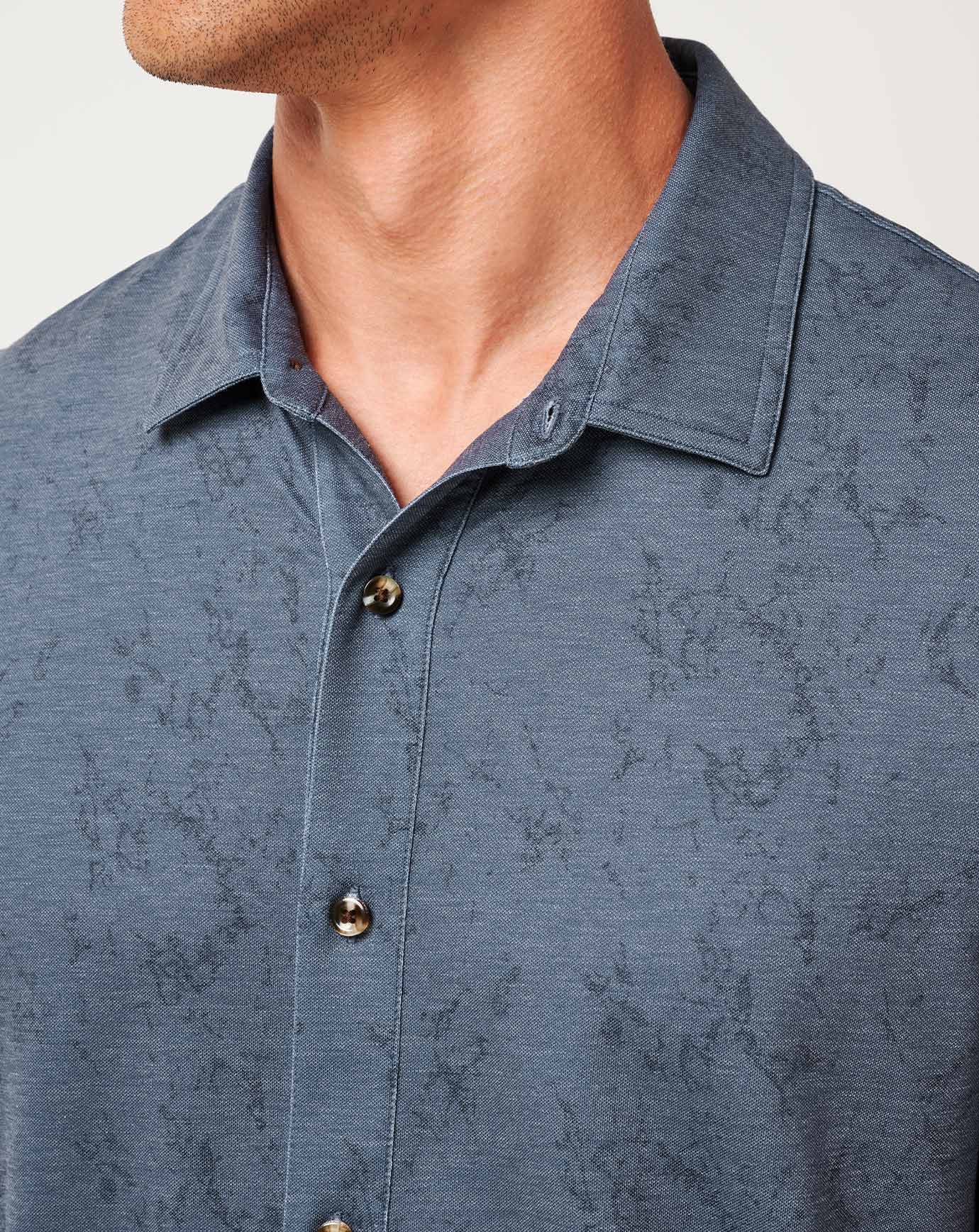 Men Knit Featherweight Tides Button-Up