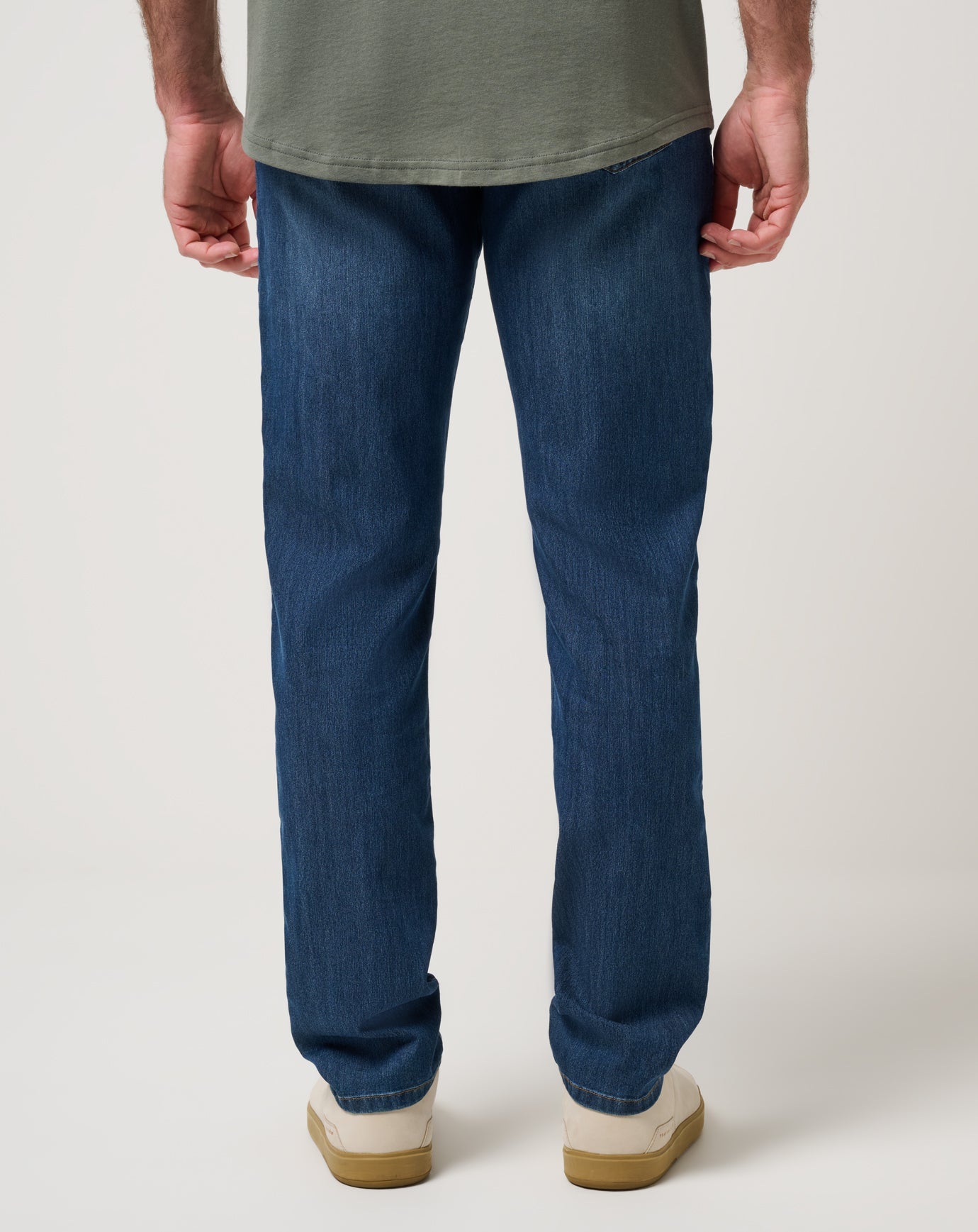 Men Legacy Featherweight Jeans
