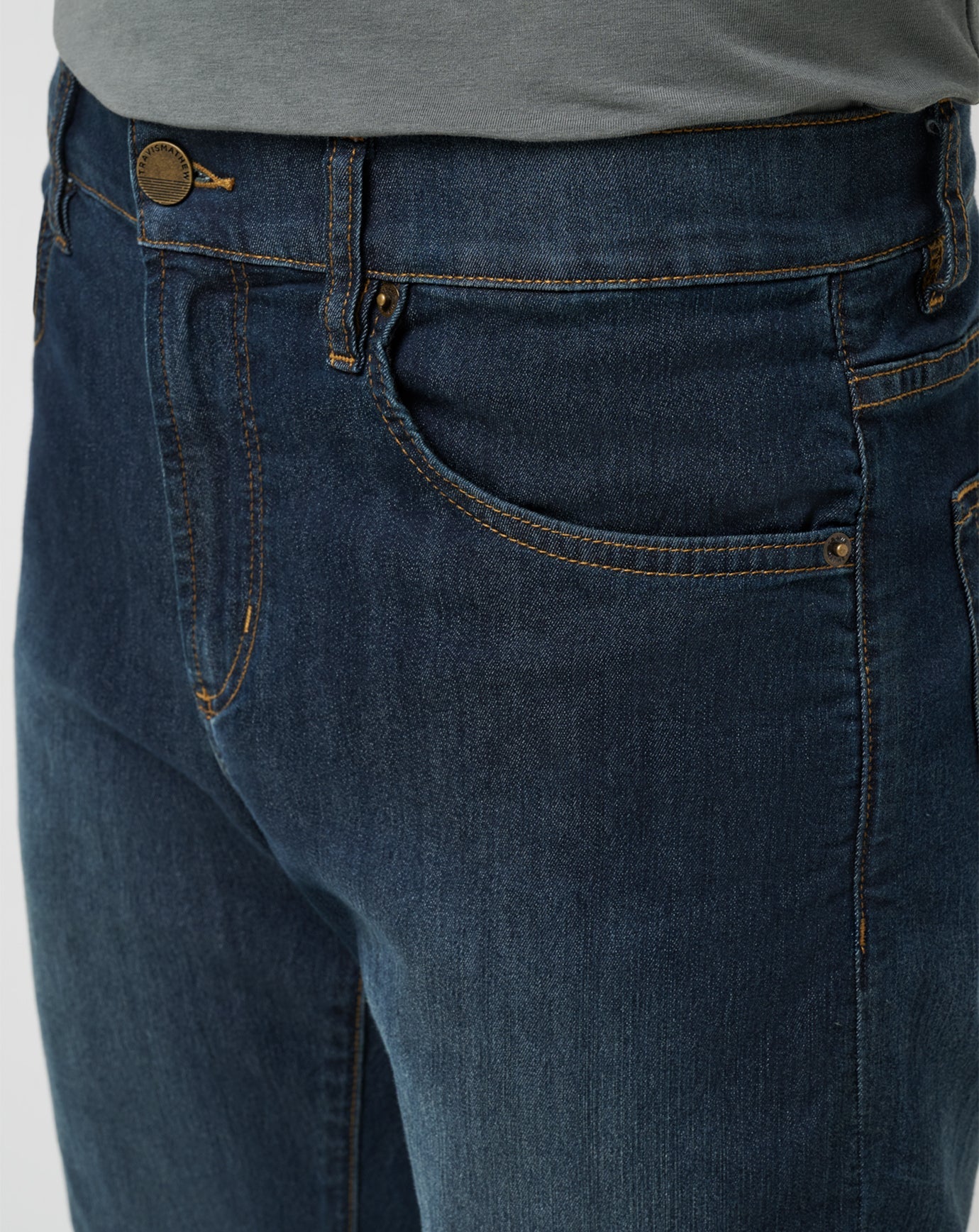 Men Legacy Featherweight Jeans