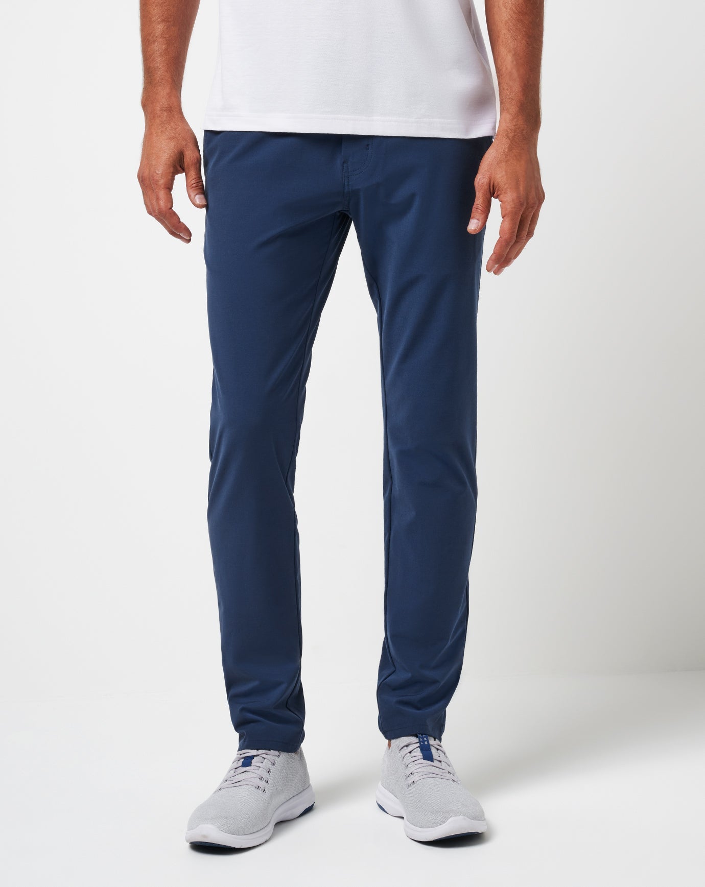 Men|Golf Open To Close Tech Chino Pant