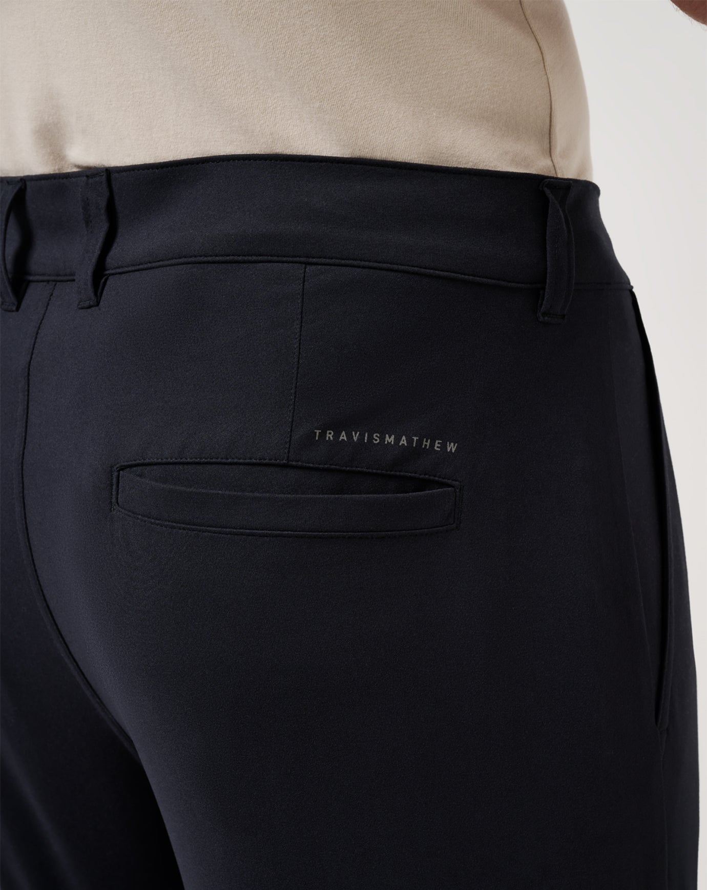 Men Tech Knit Short 9In
