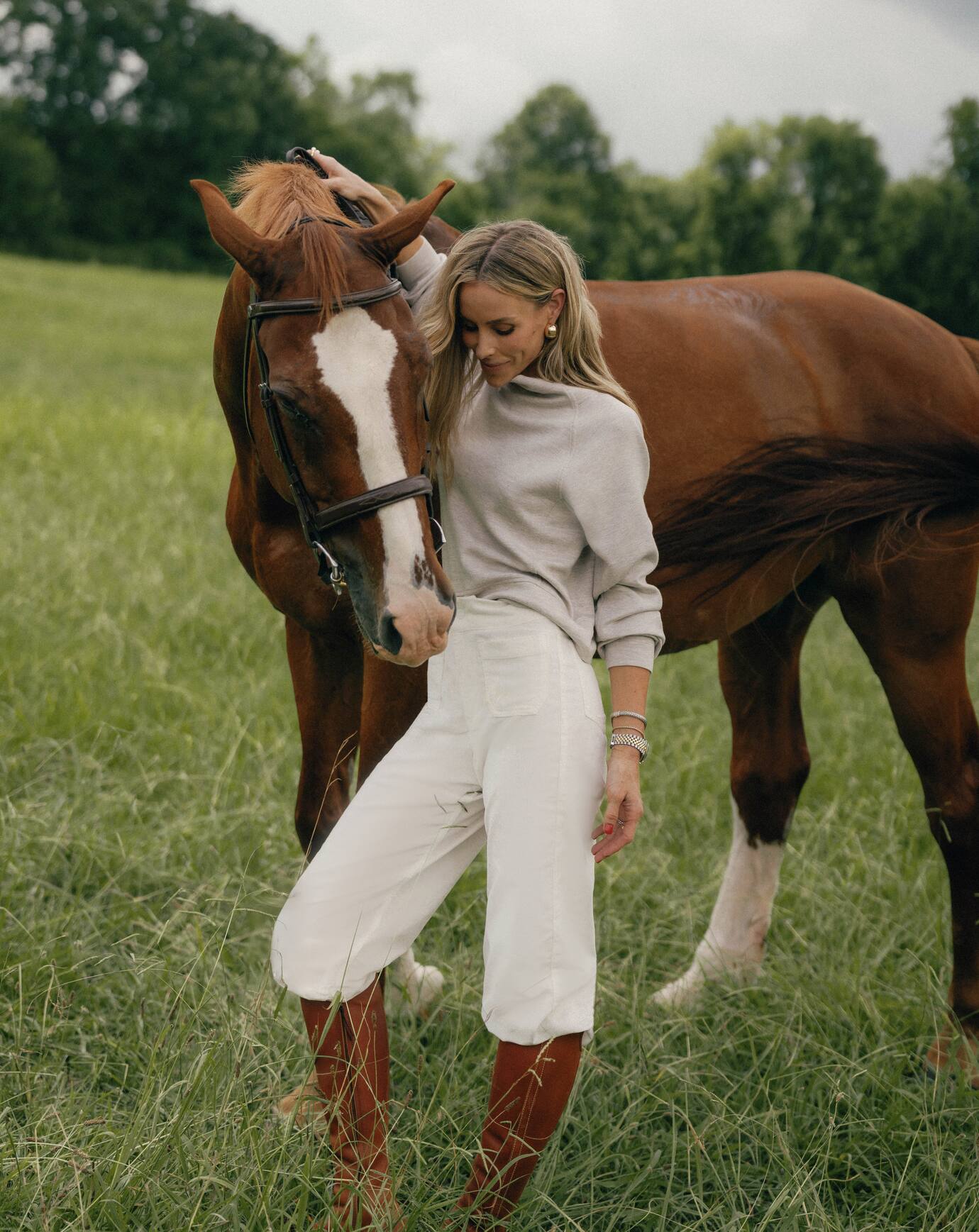 Women Skyloft Soft Funnel Neck