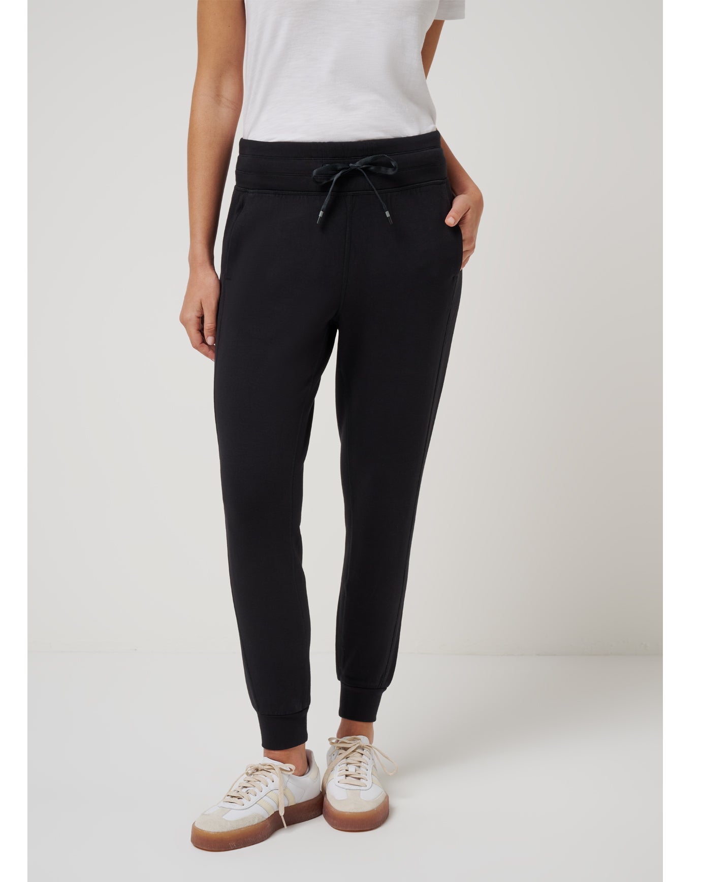 Women Skyloft Soft Jogger