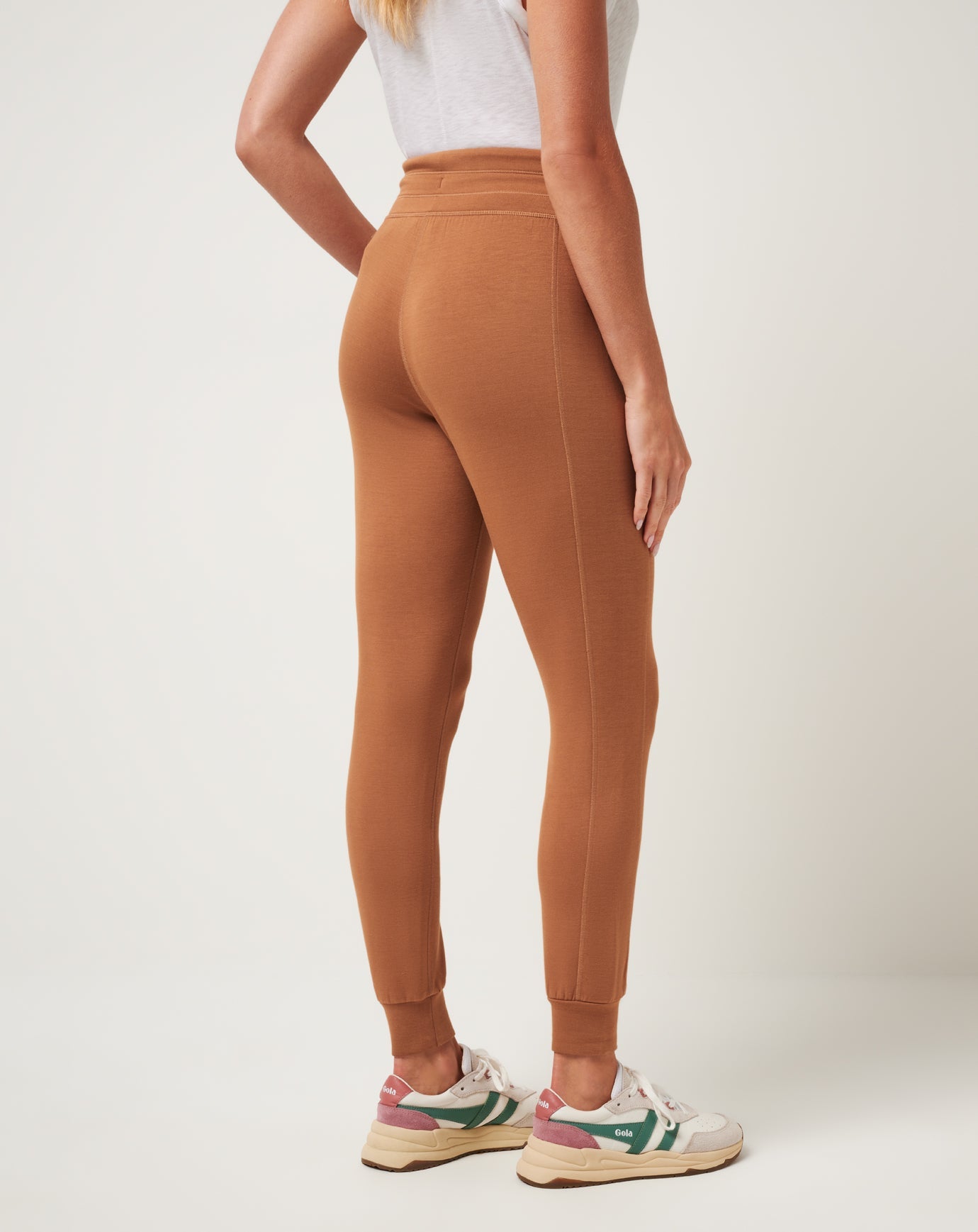 Women Skyloft Soft Jogger